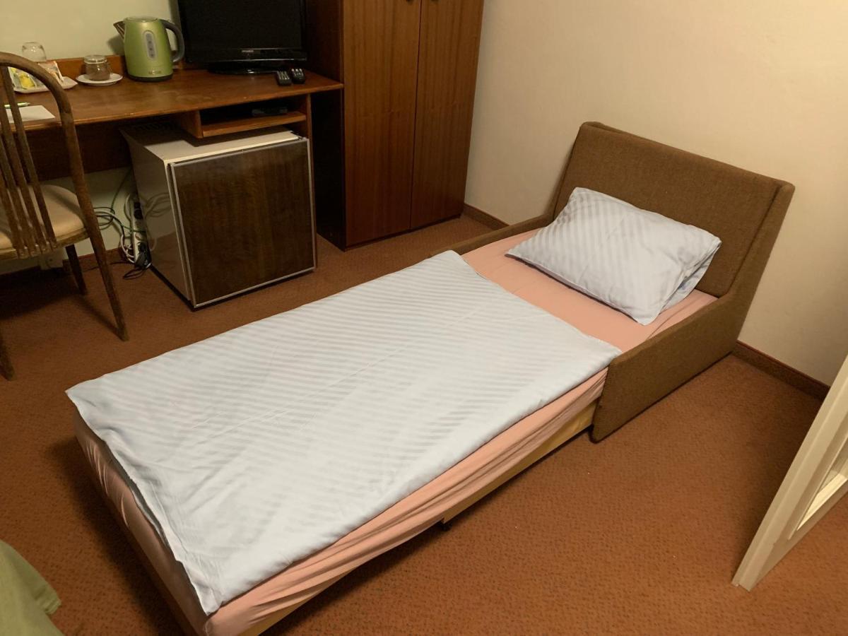 Hotel-Pension Kamyk Praag Buitenkant foto